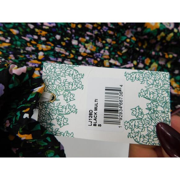 NWT Hyacinth House Black Multi Floral Smocked Samantha Midi Dress Size Small - Picture 4 of 7